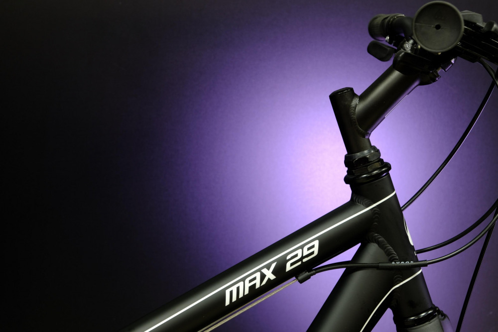 Lorak MAX 29 Матовый Чёрный/Белый 19р (на рост 171-182)