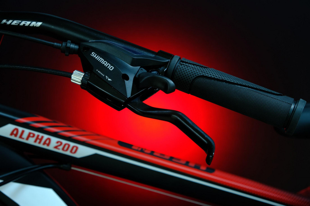 Heam Alpha 200 Матовый Чёрный/Красный рама 17 (на рост 155-173)